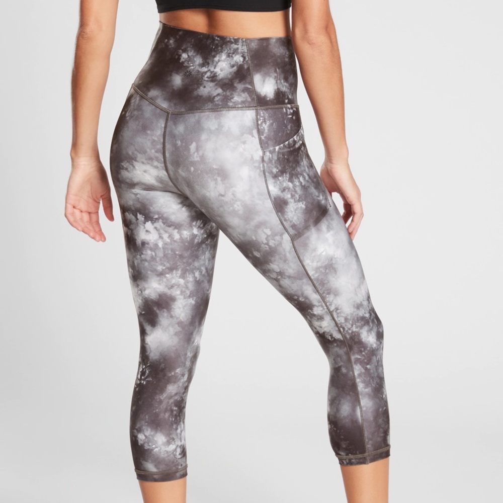 NWOT Athleta Salutation Stash Supernova Capri - Picture 2 of 13